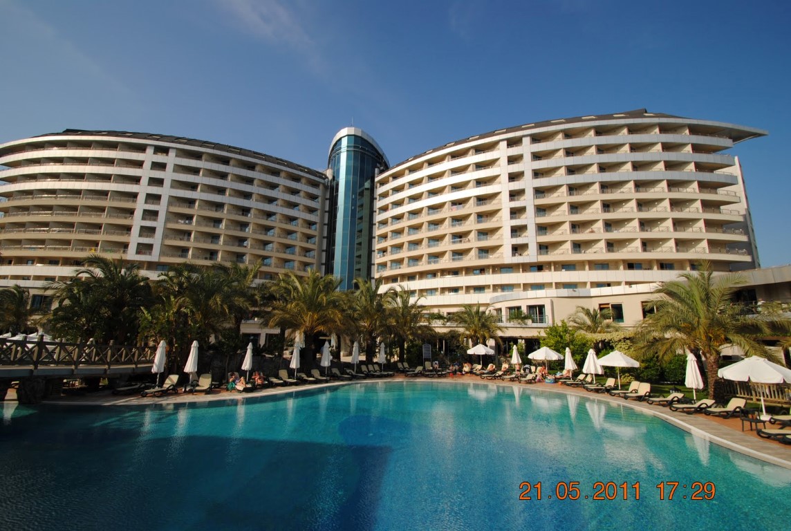 imagini hotel ROYAL WINGS LARA